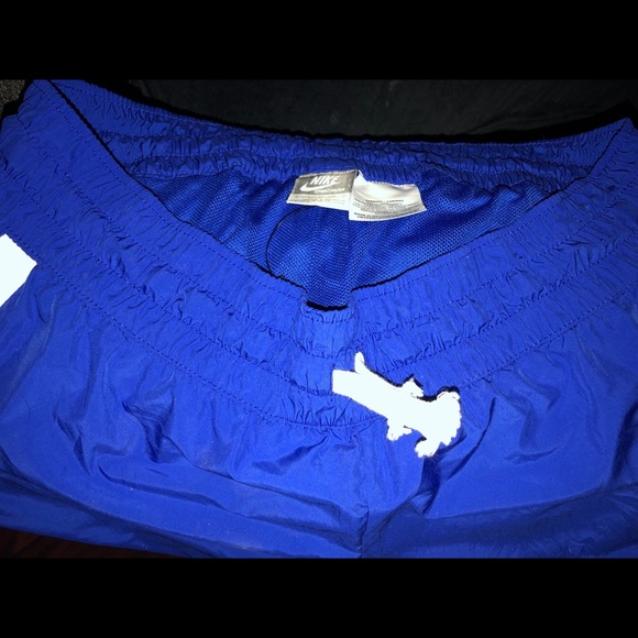 Nike joggers - Picture 3 of 3